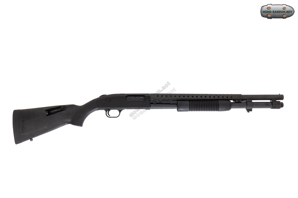 Гладкоствольное ружье Mossberg 590