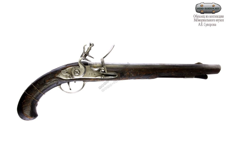 Пистолет русский кремневый драгунский образца 1737 г. Россия, г. Тула.- 1028