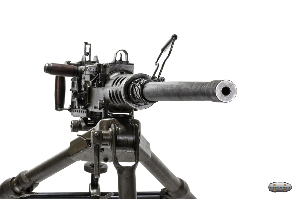 Пулемёт тяжёлый станковый пехотный Browning M2HB. вид от ствола