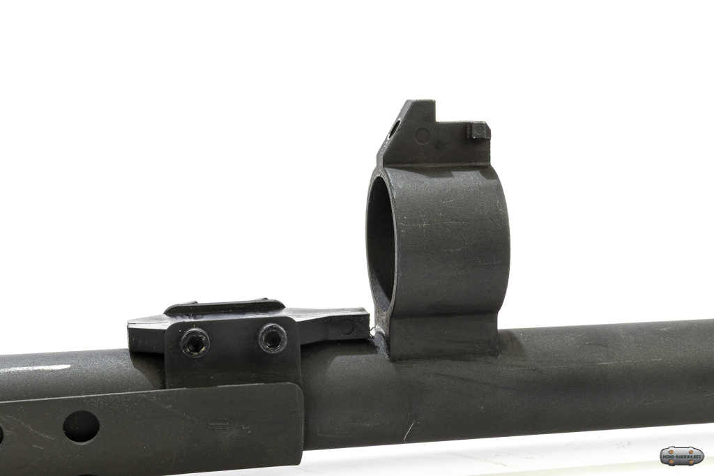 Mossberg590 прилив под штык М7 крупным планом