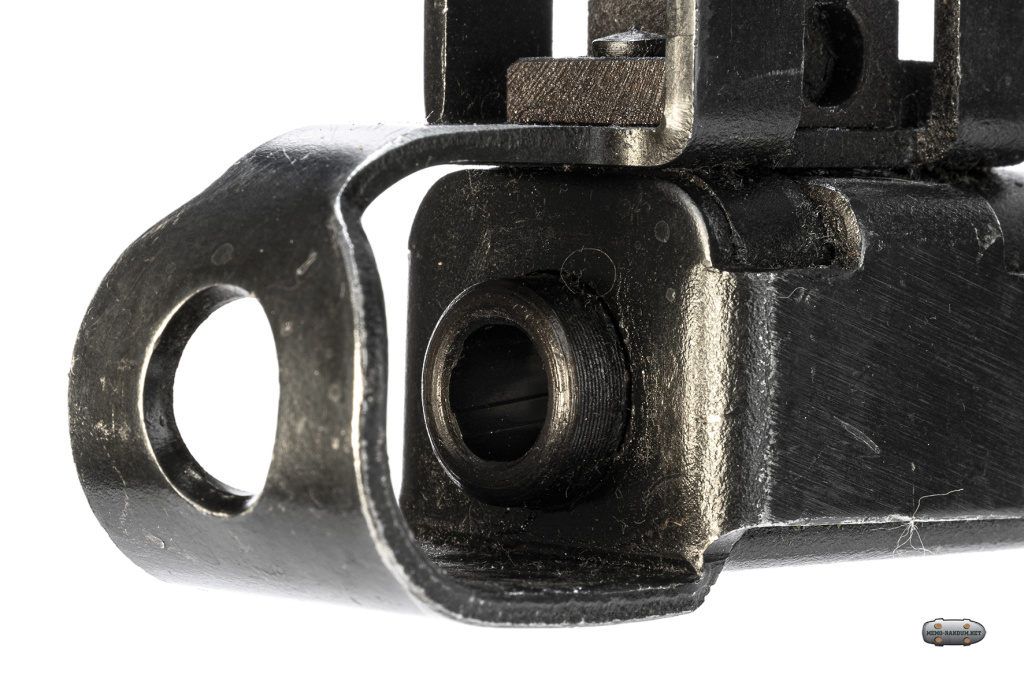 Пистолет-пулемёт M/44 Tikkakoski — финский клон ППС-43. дульный срез. нарезы Пистолет-пулемёт M/44 Tikkakoski — финский клон ППС-43. дульный срез. нарезы