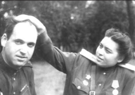 Рис. 15. Мои будущие родители – Ю. Вальденмайер (Данков) и Н. Урюпина. Кенигсберг. 26 августа 1945 г.