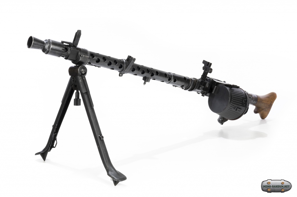 MG34_44_SXP. МГ34-ХС. Пулемёт установлен на сошки
