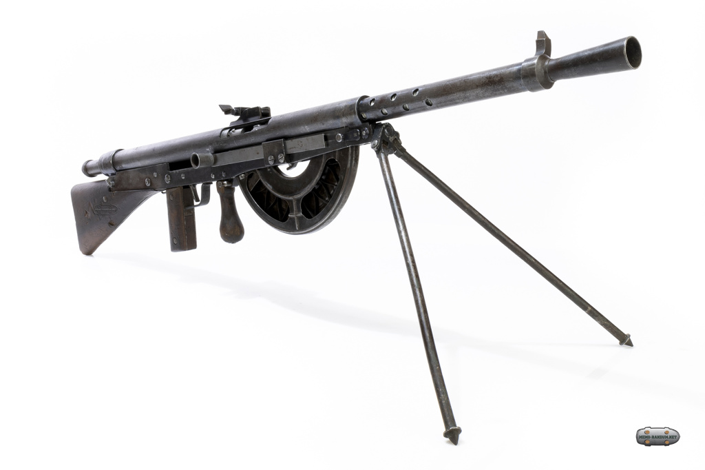 mitrailleur modèle 1915 (dit Chauchat ou `C.S.R.G.`) вид спереди