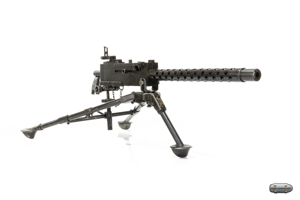 Пулемёт станковый Colt M1919 A4 на станке-треноге М-2. общий вид
