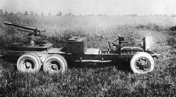 Рис. 2. Самоходная установка 76-мм полковой пушки обр. 1927 г. на шасси автомобиля «Мореленд»
