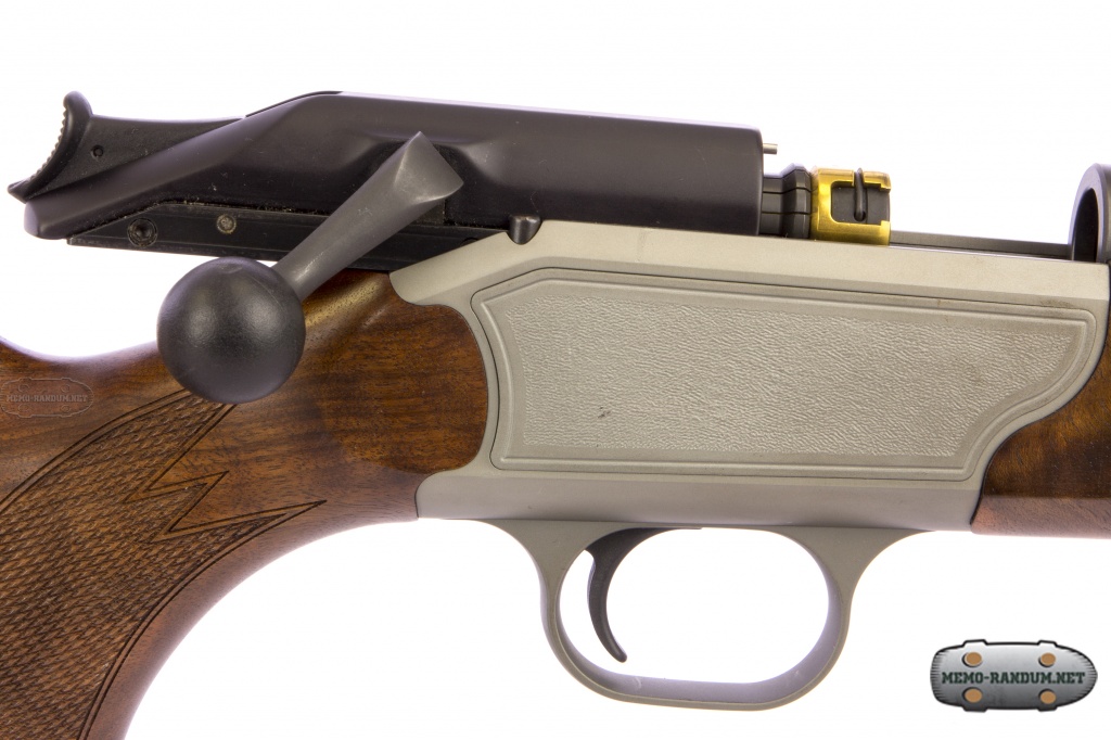 Охотничий карабин Blaser R93 затвор открыт