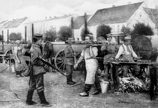 Рис. 10. Германская полевая хлебопекарня