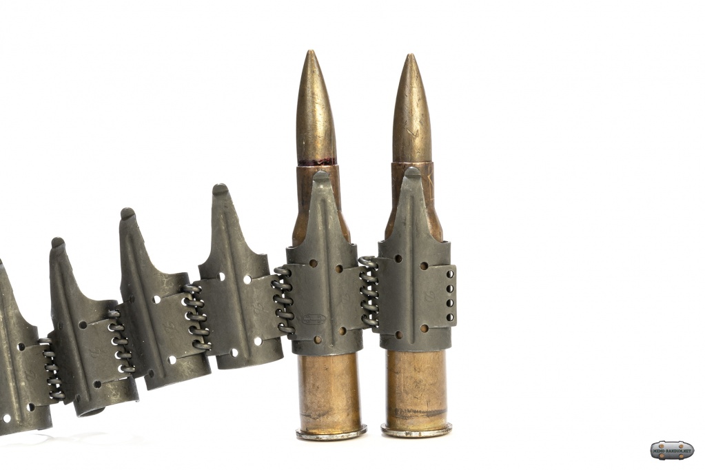 4 вариант. перевернутая лента МГ с патронами 7.62х54