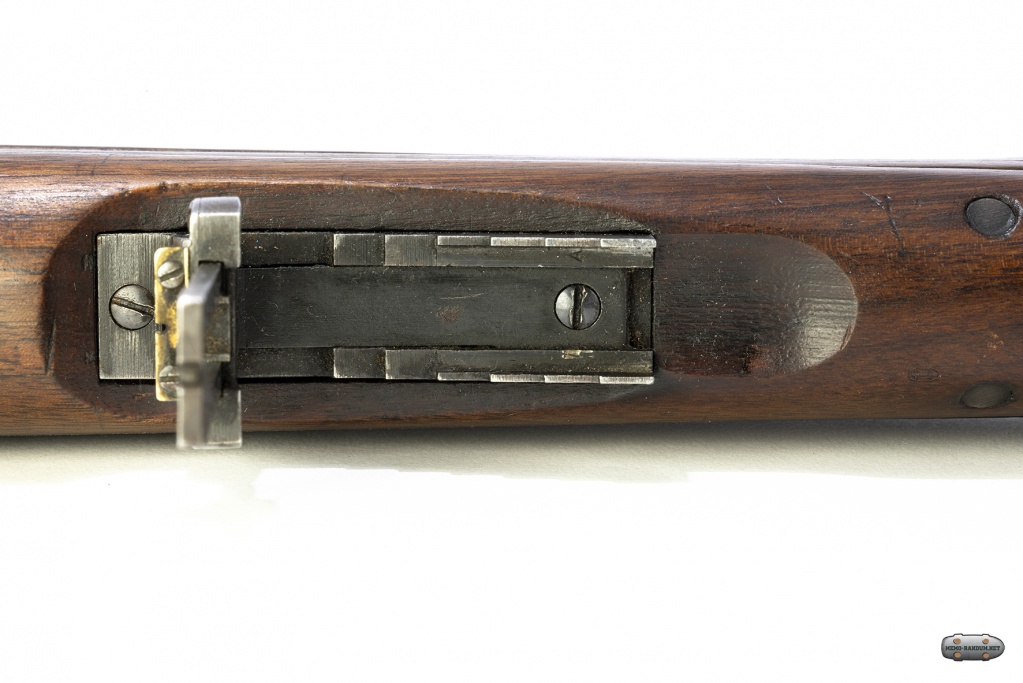 Добавлен прицел в аршинах как на винтовке Мосина/ winchester M1895\1915