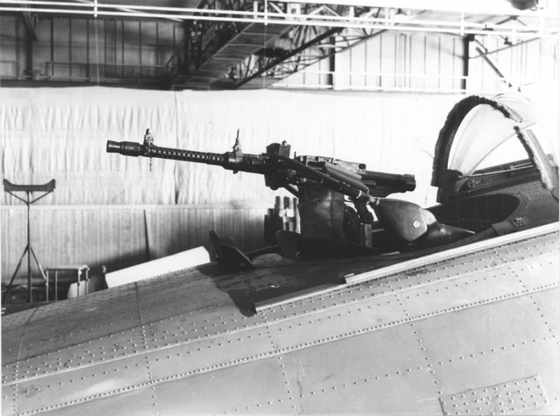 1545041996__131-na-tureli-bombardirovschika.jpg