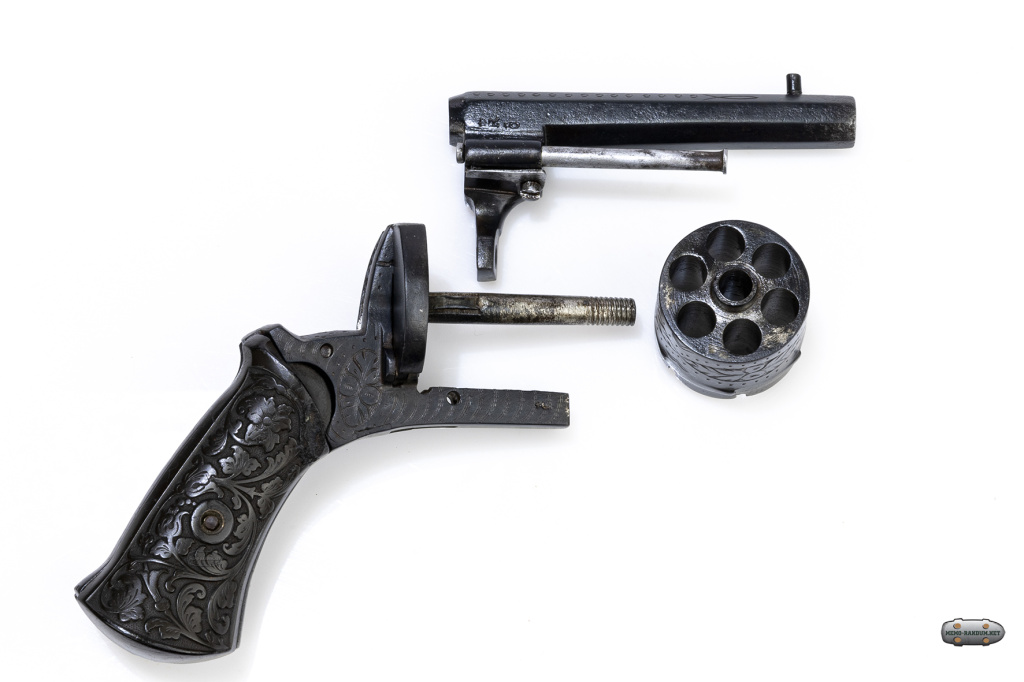 lefaucheux7mm черное воронение черные пластиковые рукоятки. неполна разборка