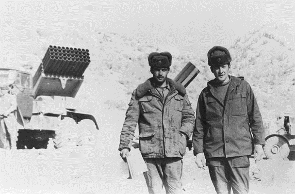 Рис. 4. На втором плане БМ РСЗО «Град» и «Ураган» (Афганистан) 