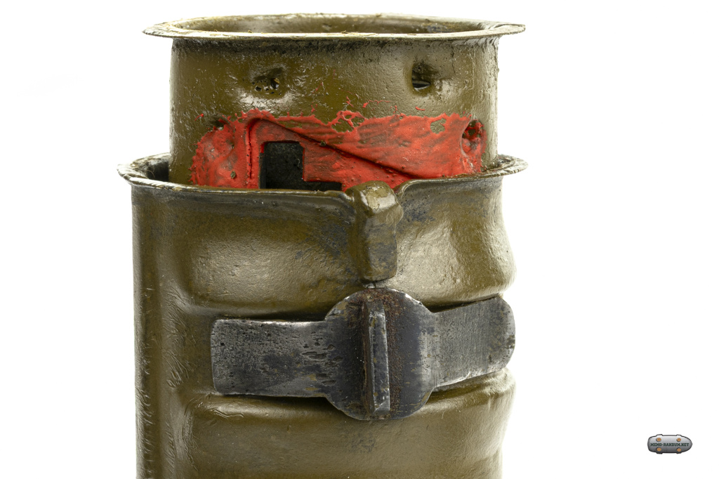 Ручная граната РГД 33. СССР. предохранитель