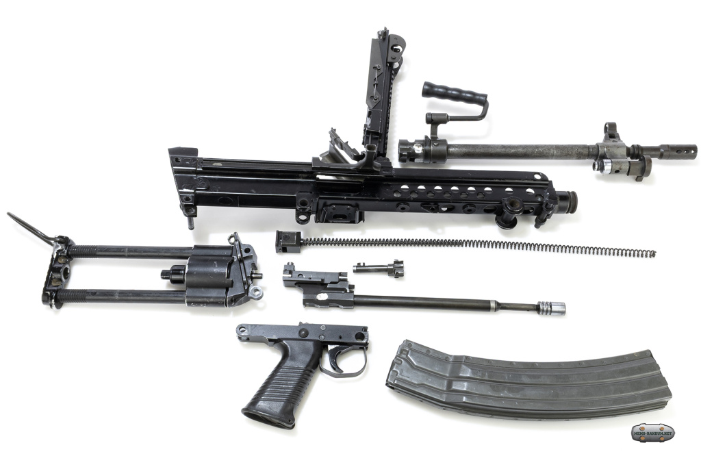 Ручной пулемёт FN Minimi Para. 5,56-мм. FN Herstal . неполная разборка