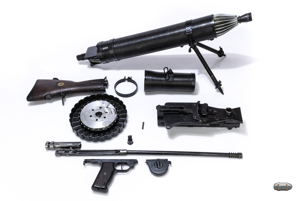Lewis Automatic Machine Gun. .303 Brit (B.S.A.). неполная разборка
