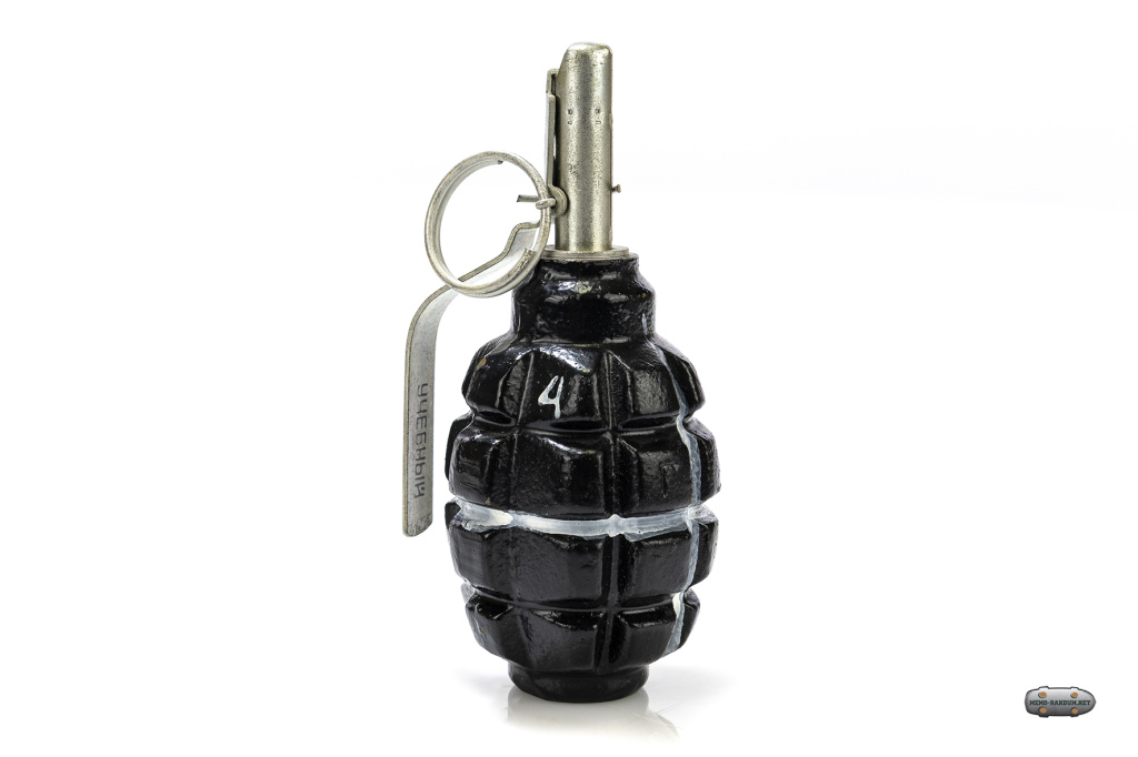 Учебная граната Ф1. черный цвет