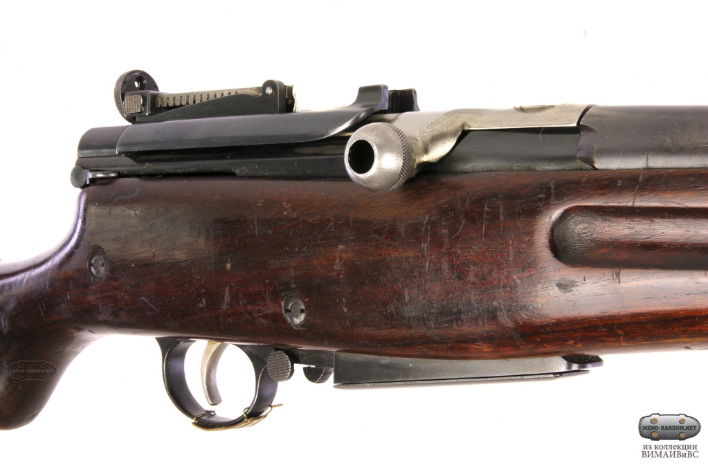 Обзор 7,62-мм самозарядной винтовки Дегтярева обр. 1930 года. Вид на затвор с затворной личинкой