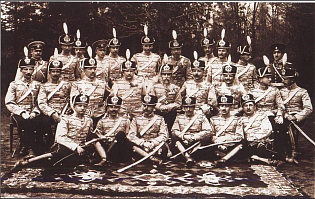 «ТИХО, СКРОМНО, НЕЗАМЕТНО  МЫ СЛУЖИЛИ…» Сумский гусарский полк на гражданской войне. А.С. Кручинин (Москва)