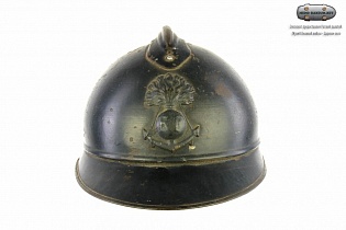 Каска тип "Адриан"  колониальных частей французской армии образца 1915 г.