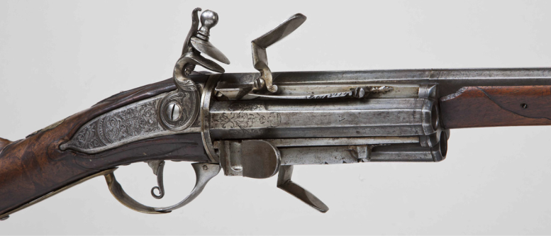 Ил. 4. Кремневое револьверное ружье. Чехия, 1720–1730-е гг. ГМЗ «Гатчина», инв. № ГДМ-893-IX Ил. 4. Кремневое револьверное ружье. Чехия, 1720–1730-е гг. ГМЗ «Гатчина», инв. № ГДМ-893-IX
