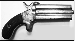 Рис. 3–4. Пистолет двуствольный, МИО (инв. № 15) 
