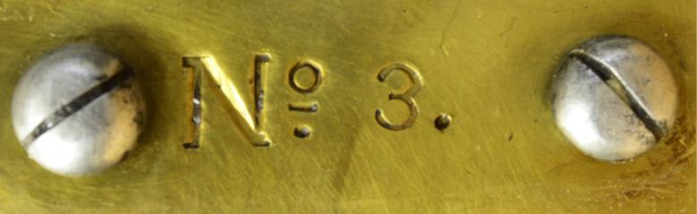 Ил. 4. Ружье винтовальное унтер-офицерское обр. 1805 г. Надпись на затыльнике приклада. ВИМАИВиВС, ном. № 1ООФ 1/763